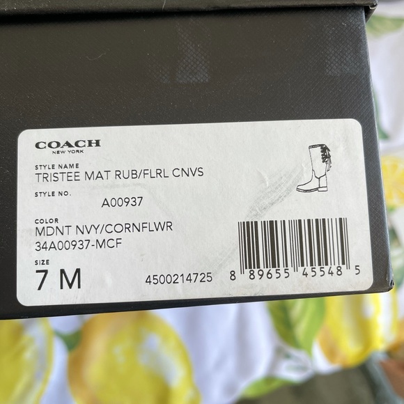 Authentic Coach boots - Picture 2 of 11